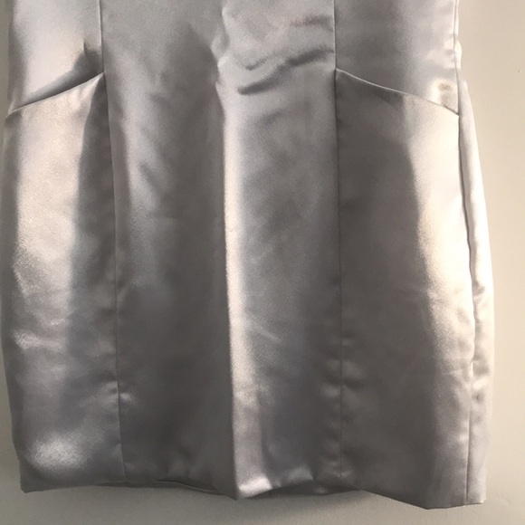 Haiying Snider, Size 4 Metallic Gray 100% Silk Mini Dress - Picture 4 of 12